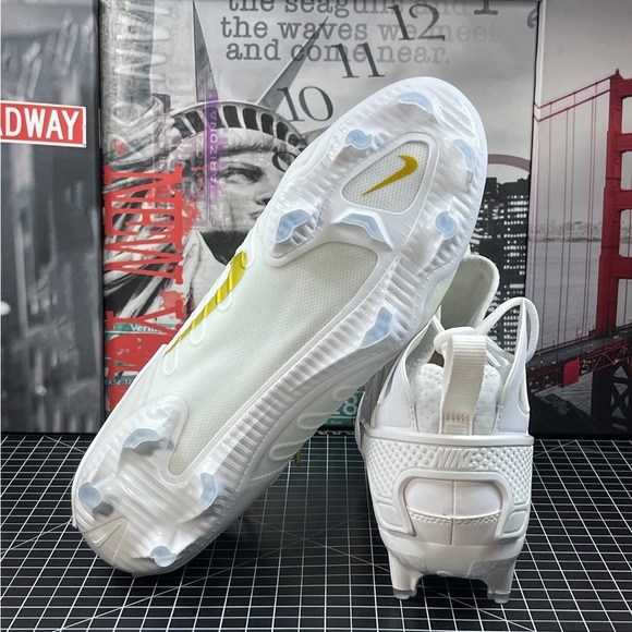 Nike Men's Sz 11.5 Huarache 9 Elite LAX Lacrosse Cleats White/Gold FD0088-100 - Picture 8 of 9